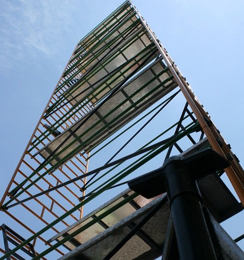 Steel rolling tower