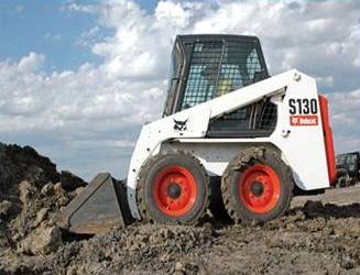 مینی لودر چرخ لاستیکی BOBCAT مدل S130