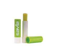 Lip balm with apple essence