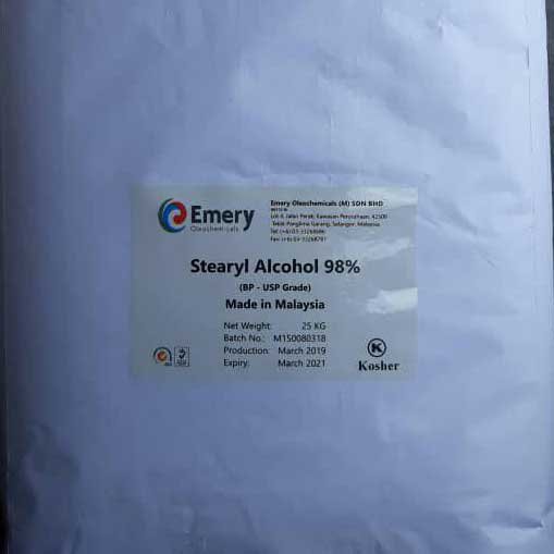 استئاریل الکل – Stearyl Alcohol